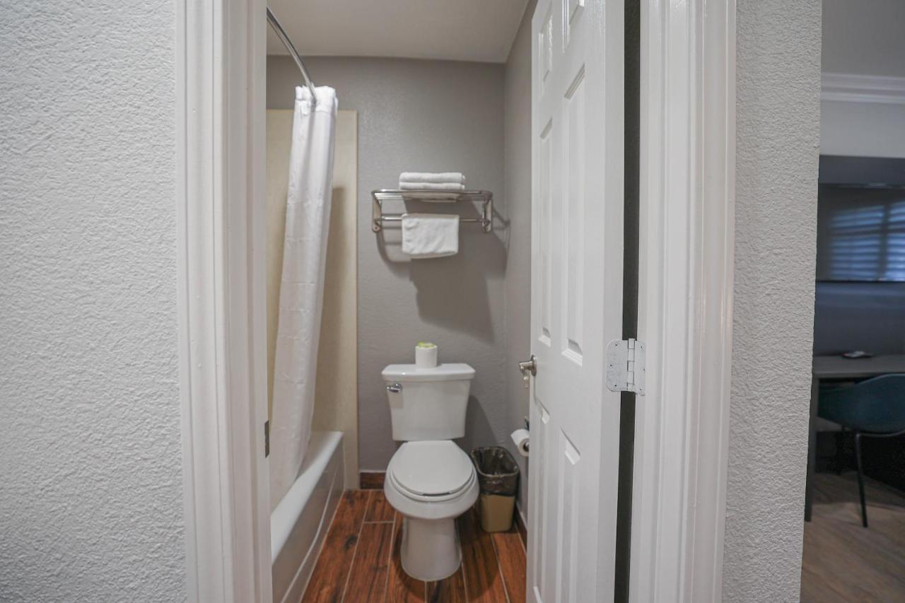 Hotel 6, Tustin, Orange County-ca Tustin
