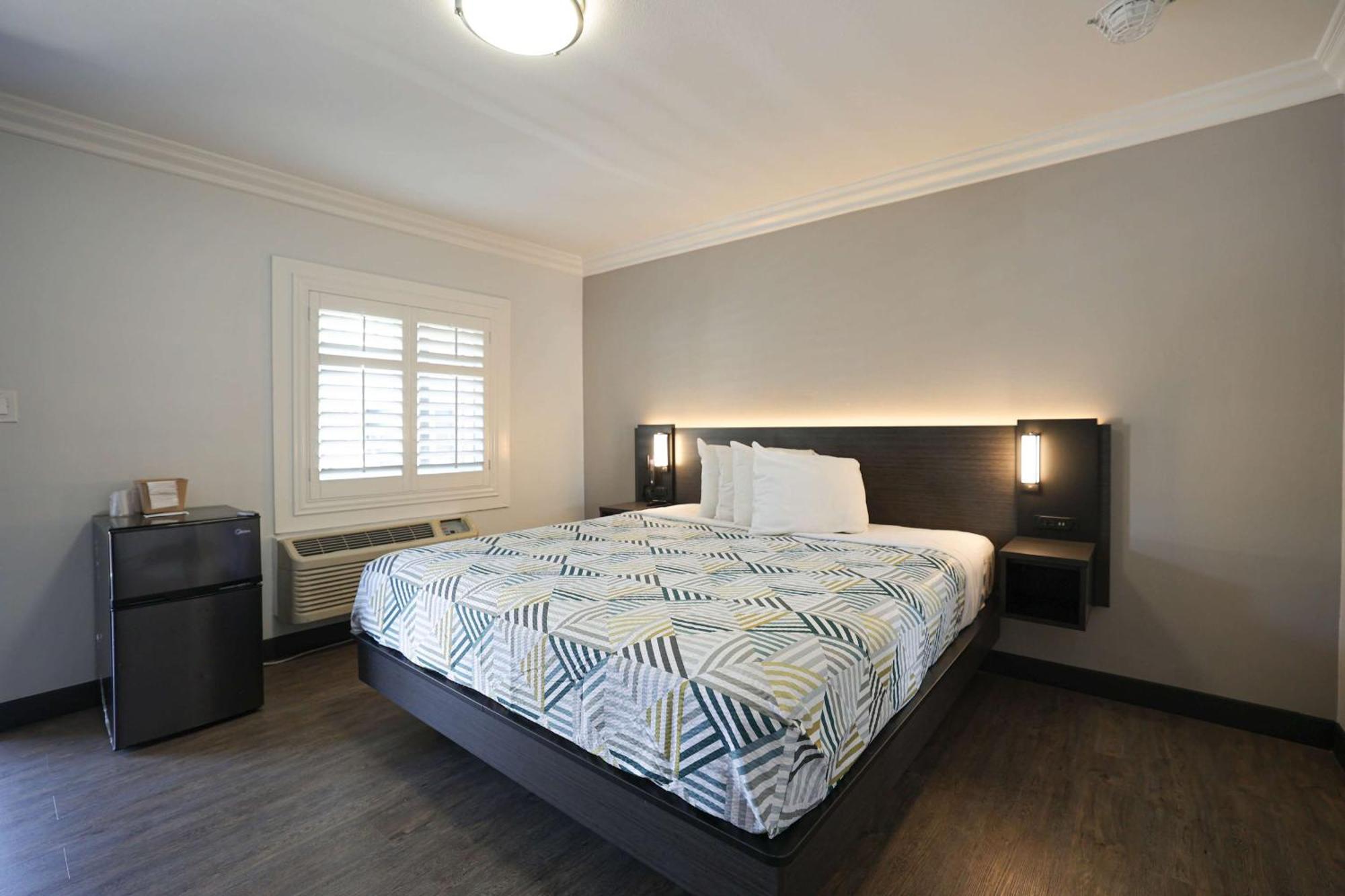 Hotel 6, Tustin, Orange County-ca