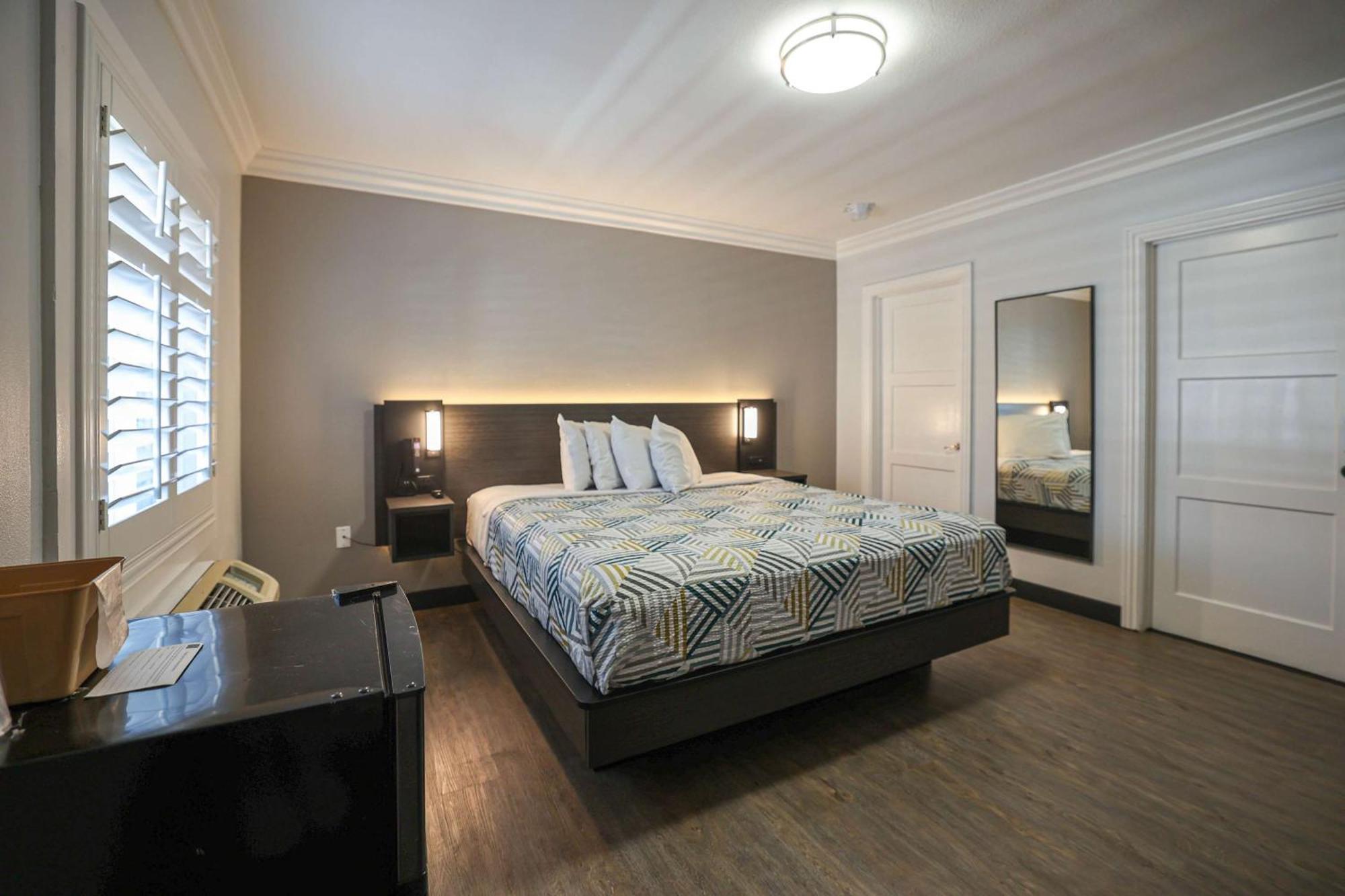 6, Tustin, Orange County-ca Tustin