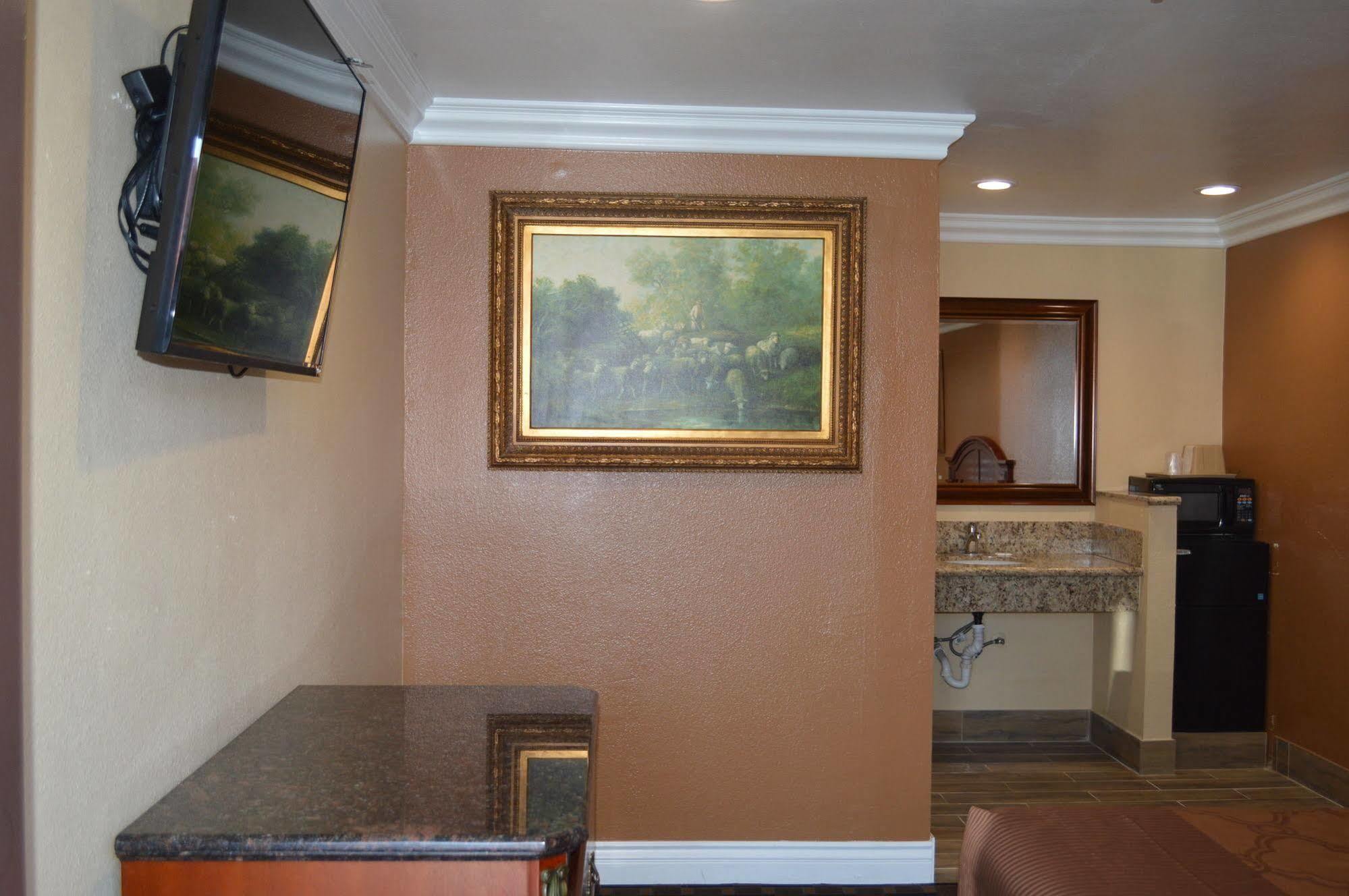 6, Tustin, Orange County-ca 2* Tustin